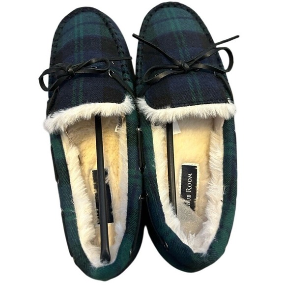 Club Room Other - Club Room Mens Plaid Slippers Small 6.5-7 Black Green Blue Comfort Shoes